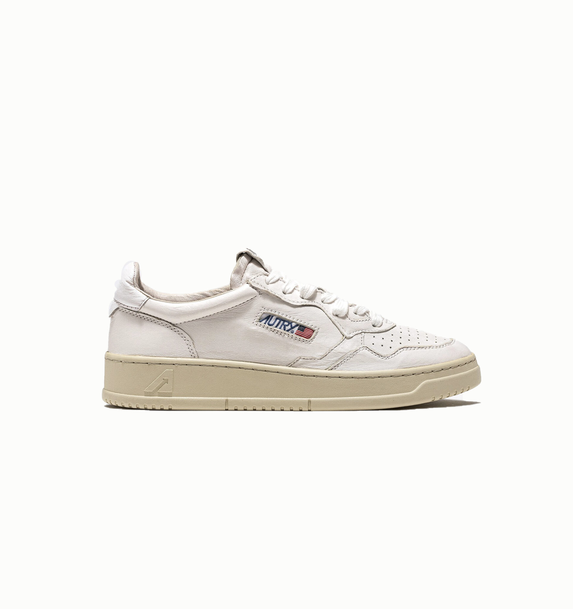 medalist shoes